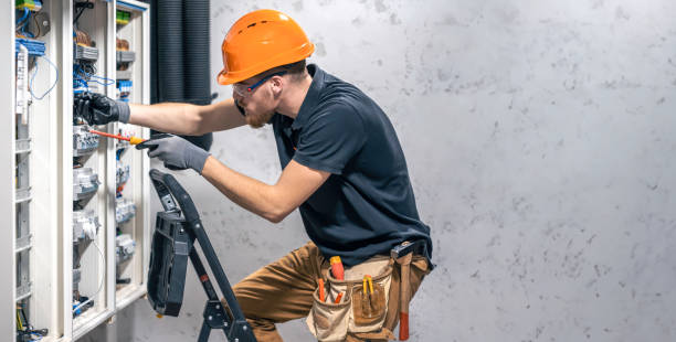 Best Licensed Electrician  in Erie, KS